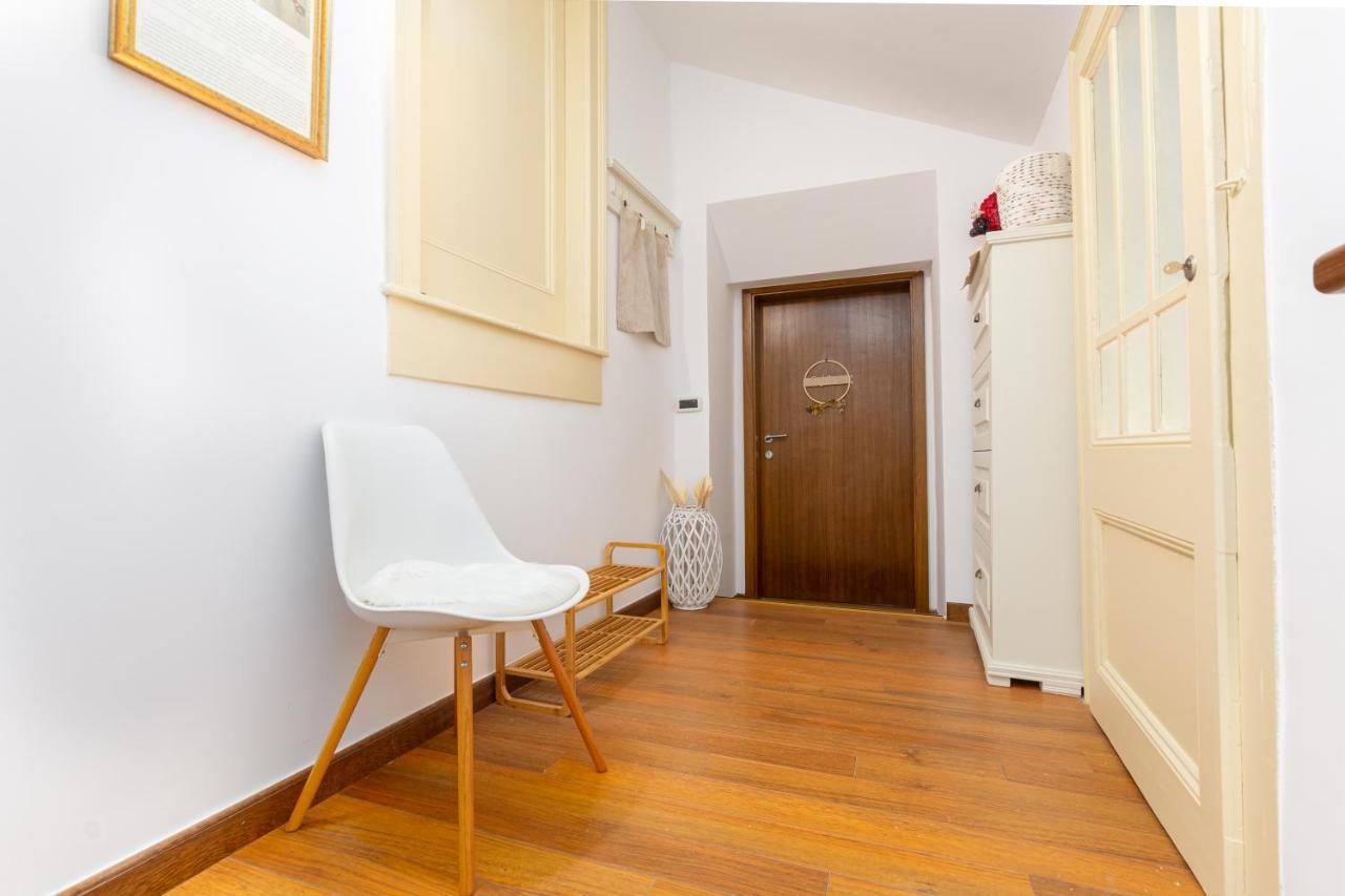 Exclusive Seafront Bacchus Appartement *