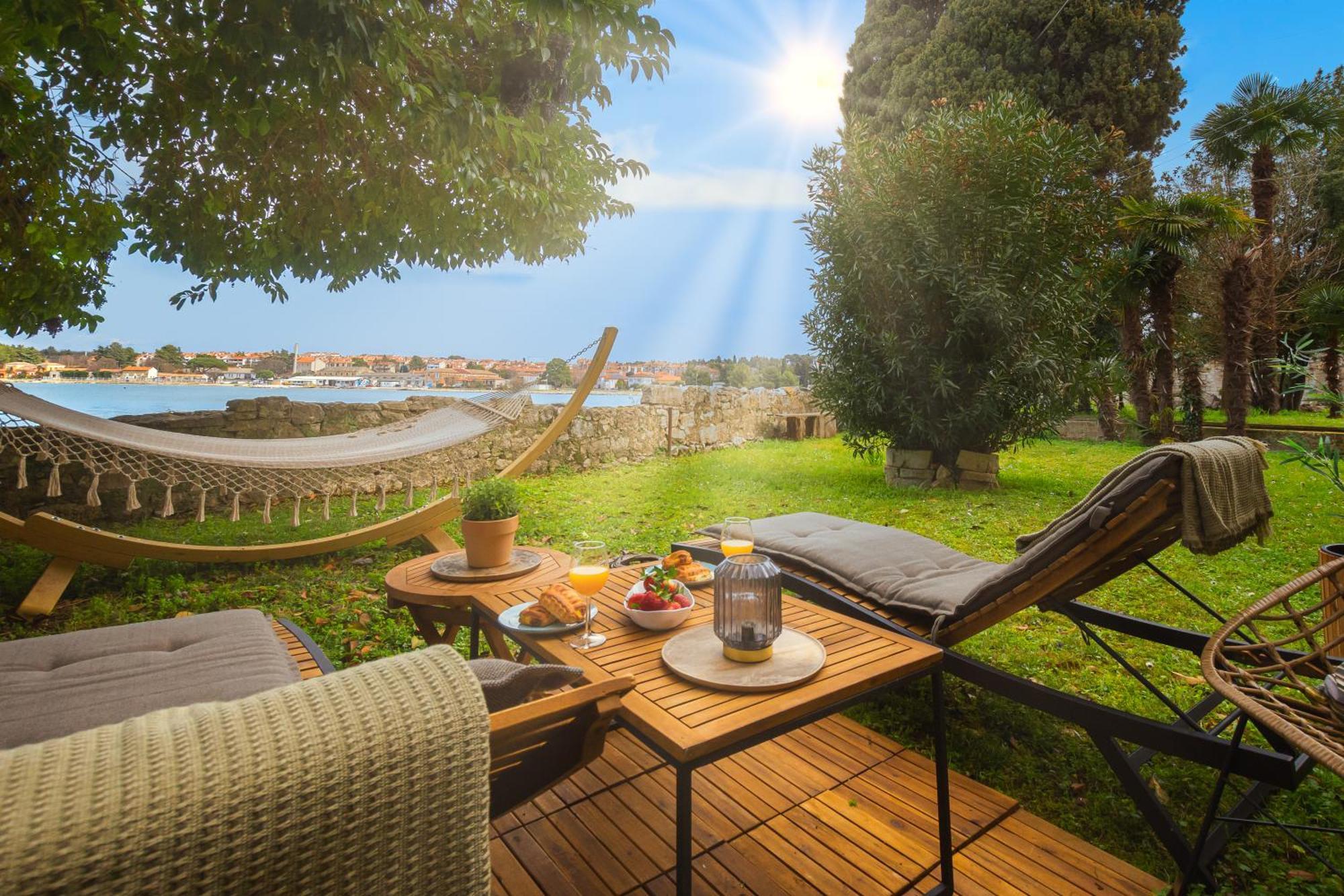 Exclusive Seafront Bacchus Appartement *